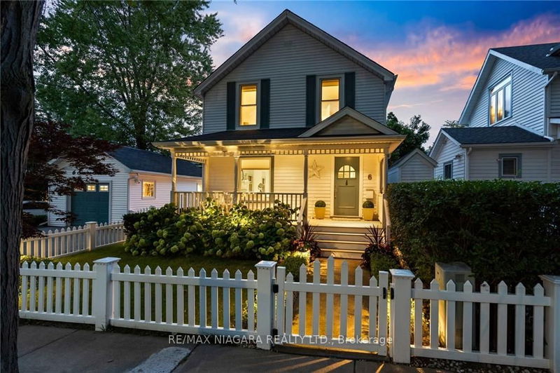 home for sale on 6 Simcoe Street