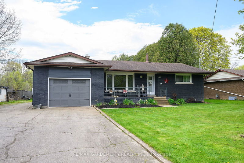 home for sale on 41 Foss Road