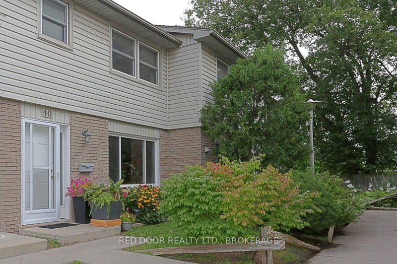 home for sale on 40-690 Little Grey Street
