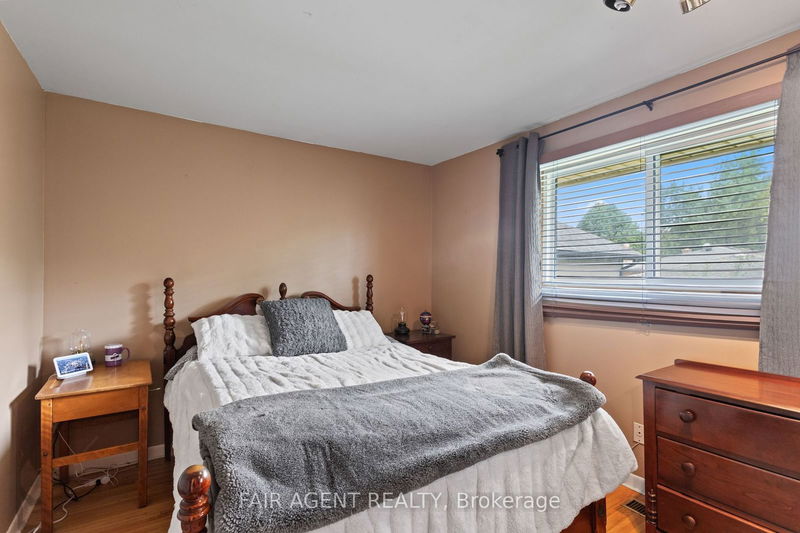 28 ARCHER Cres  London, N6E 2A5 | Image 16