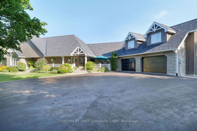 33992 Moore Crt  Bluewater, N0M 2T0 | Image 1