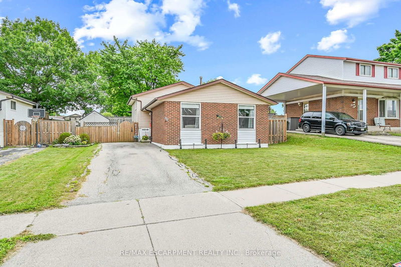 30 Hopewell Cres  Hamilton, L8J 1P4 | Image 2