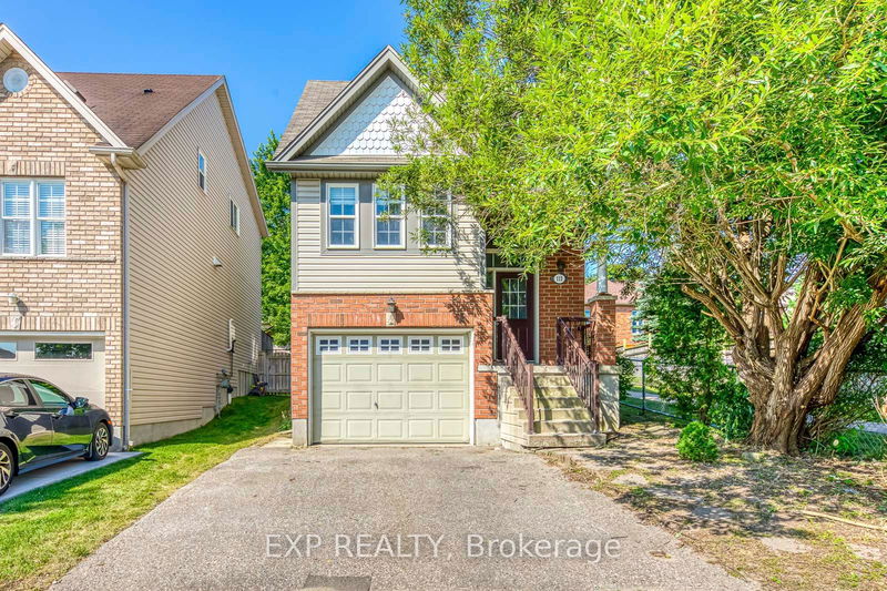 home for lease on 113 Prosperity Drive