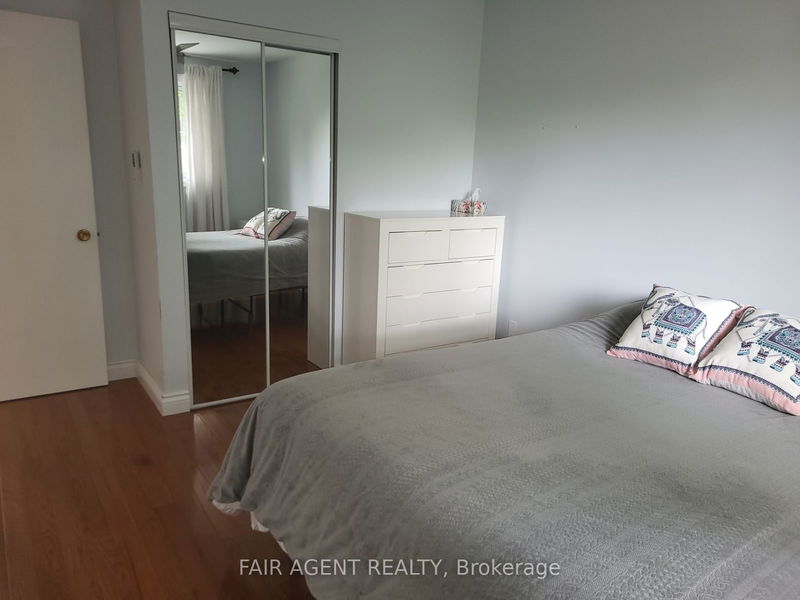 37 Monsarrat Cres  London, N5Y 4Y7 | Image 18