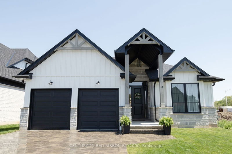 11 BRISCOE Cres, Strathroy-Caradoc - NE image-0-0