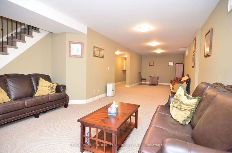 8515 Angie Dr  Niagara Falls, L2H 0B2 | Image 21