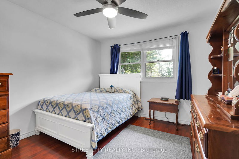 1314 Hillcrest Ave  London, N5Y 4N5 | Image 14