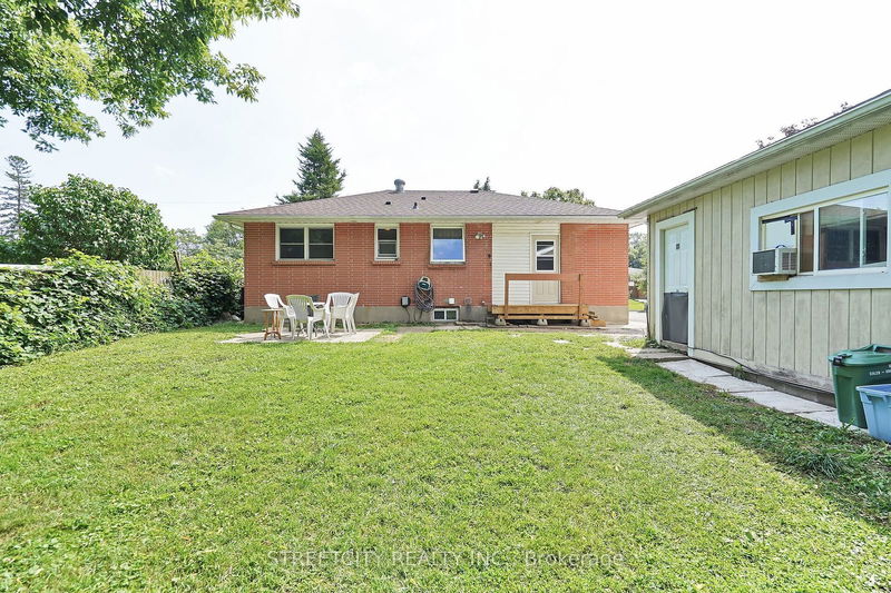 1314 Hillcrest Ave  London, N5Y 4N5 | Image 37