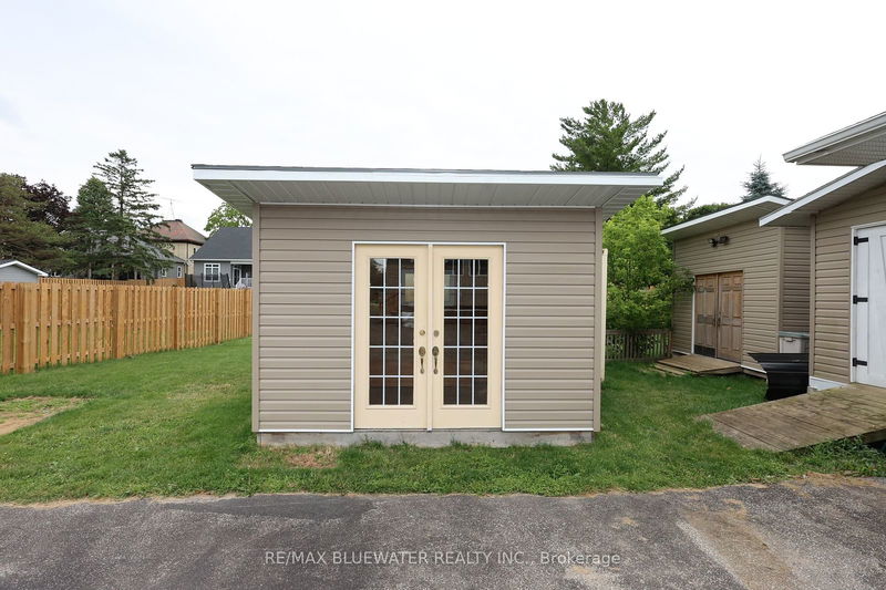 17 John St S Bluewater, N0M 2T0 | Image 38