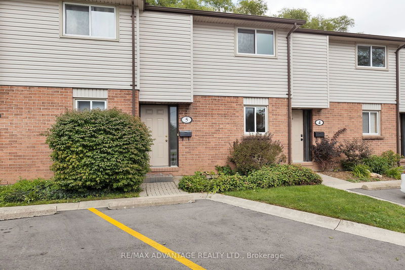  5 - 215 Commissioners Rd W London, N6J 1X9 | Image 1