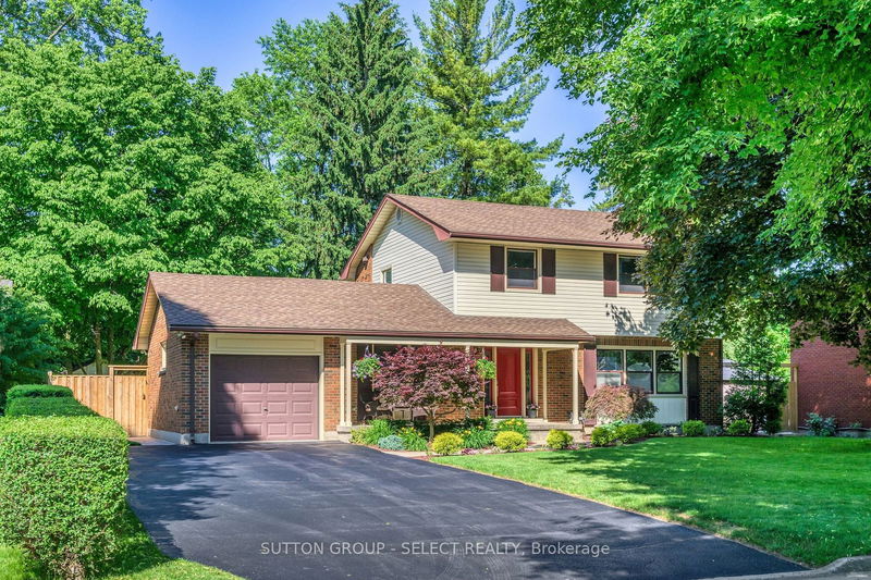 home for sale on 21 Mcleod Crescent