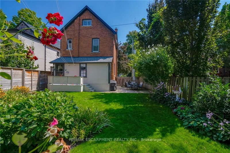 30 Matilda St N, Hamilton, L9H 2Z1 | Image 2