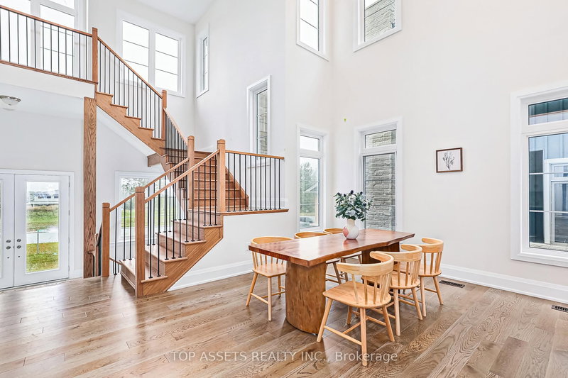 110 Dorothy Dr, Blue Mountains, N0H 1J0 | Image 2