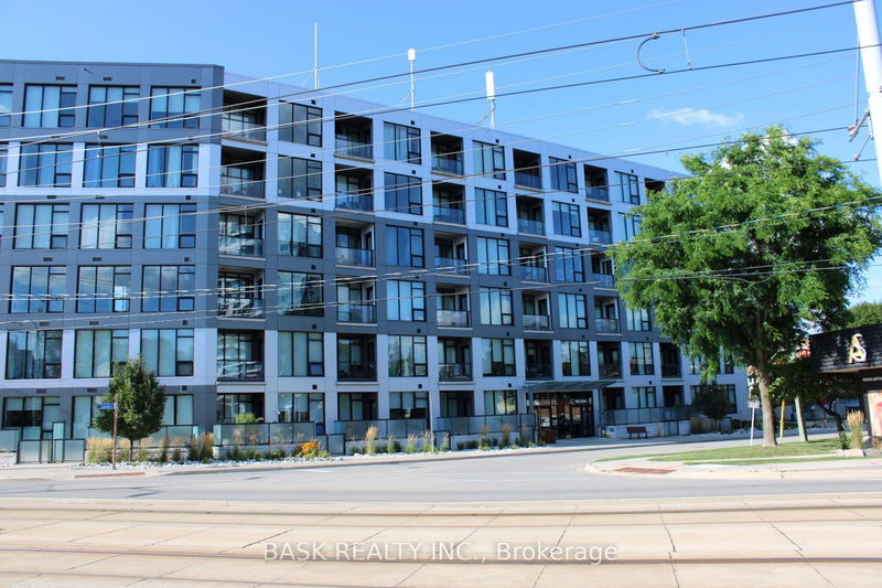 home for lease on 424-690 King Street W