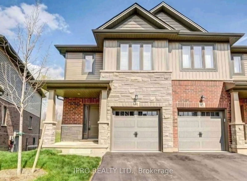 home for lease on 34-77 Diana Avenue