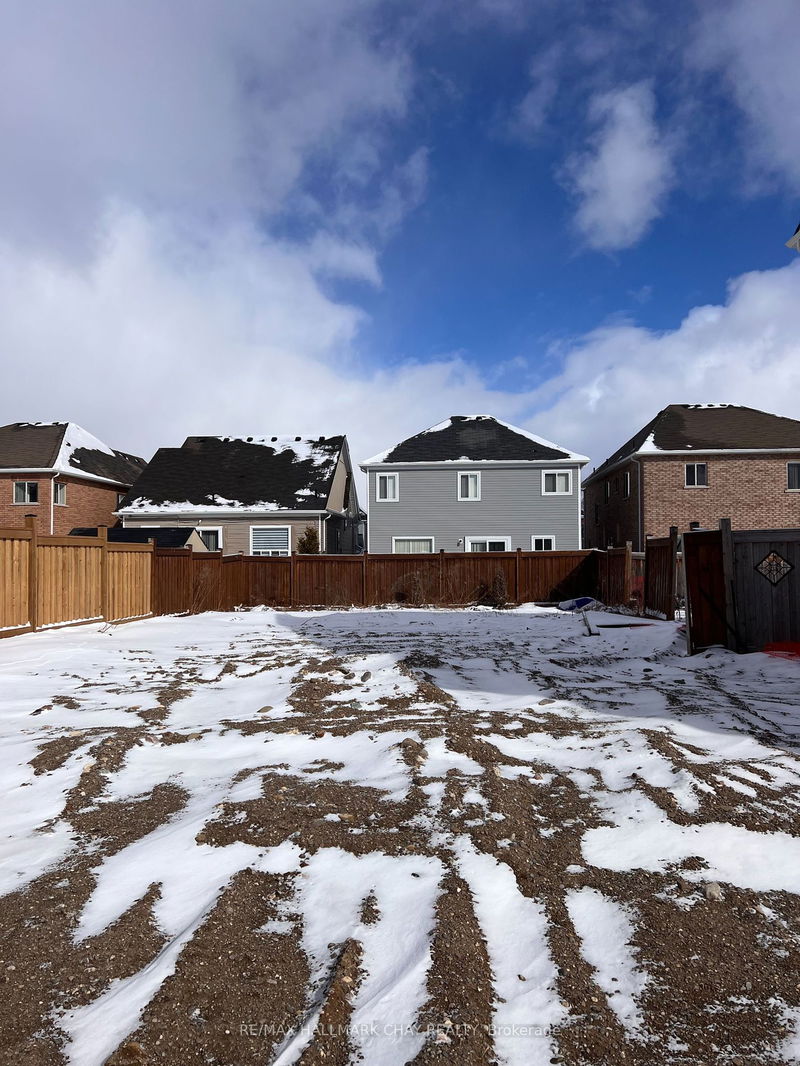 837 O'Reilly Cres  Shelburne, L9V 2S7 | Image 3