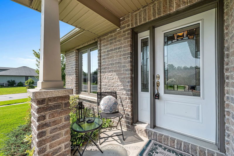 14 Aspen Dr  Quinte West, K8V 0C6 | Image 5