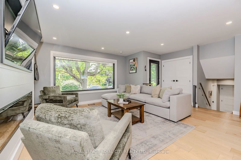 1735 Queenston Rd  Cambridge, N3H 3M3 | Image 4