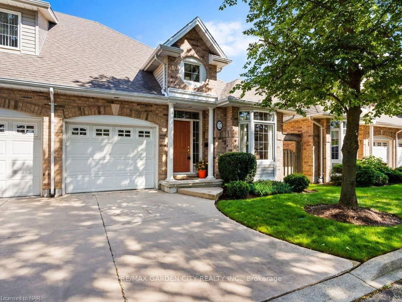 home for sale on 12-308 Queenston Street