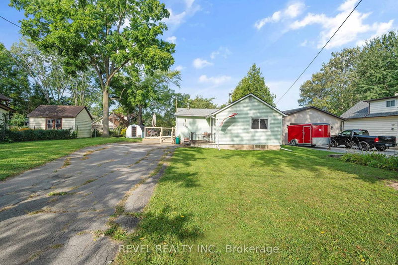 335 Belleview Blvd  Fort Erie, L0S 1N0 | Image 3