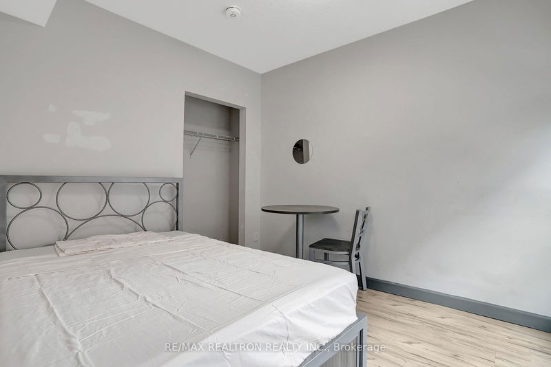  228 - 258B Sunview St  Waterloo, N2L 3V9 | Image 15