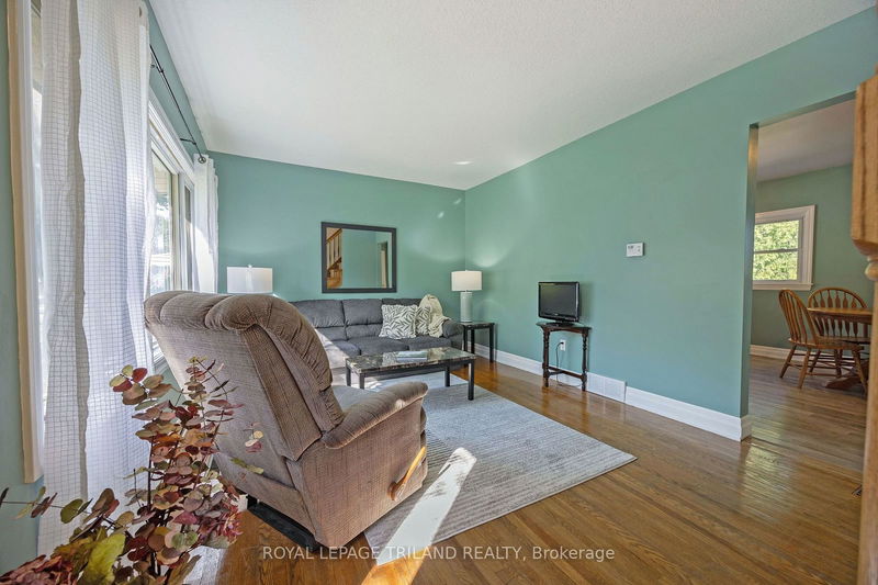 1874 Churchill Ave  London, N5W 2L6 | Image 5