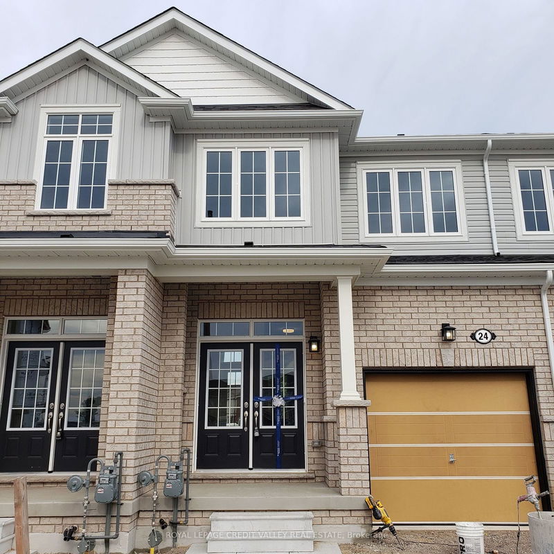 home for lease on 24-113 Hartley Avenue