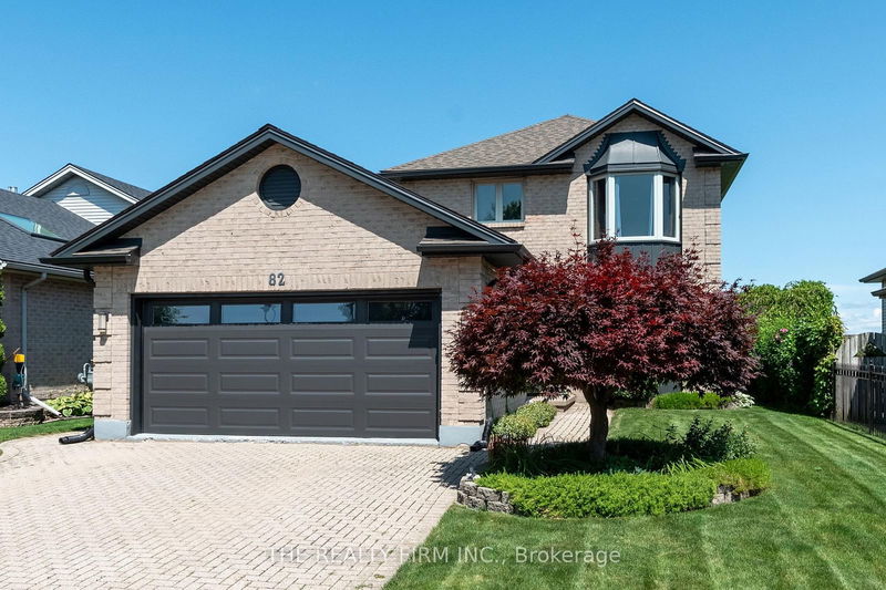 home for sale on 82 Duncan Crescent