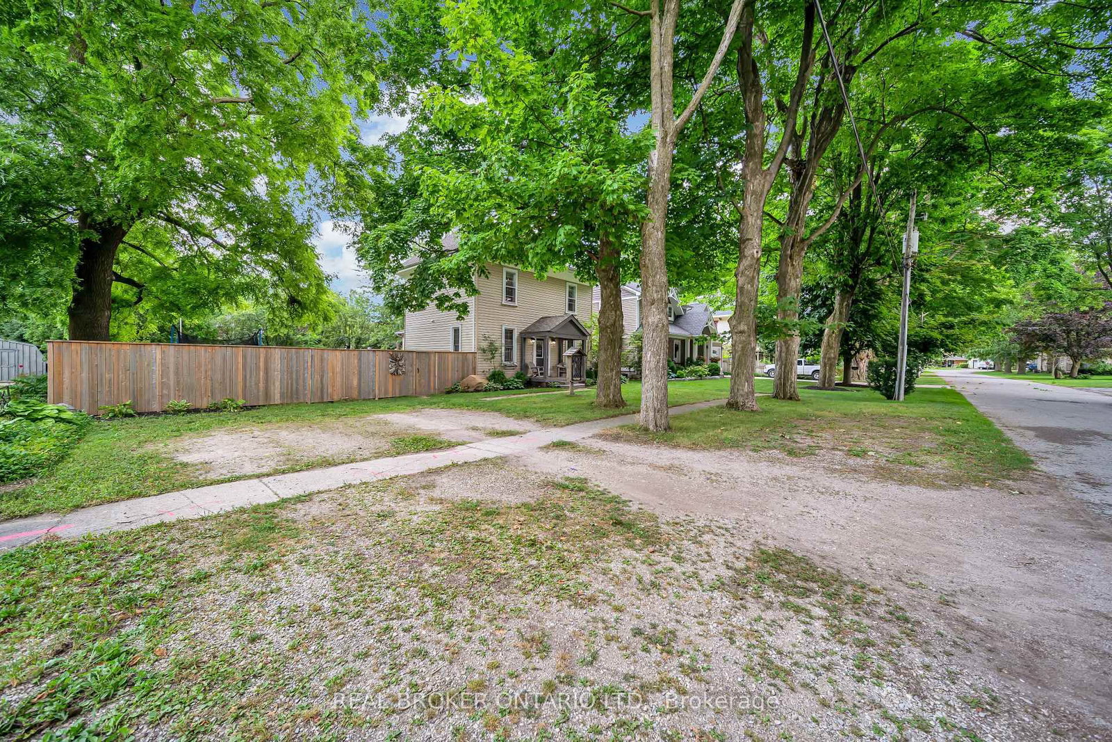 Listing Image 7