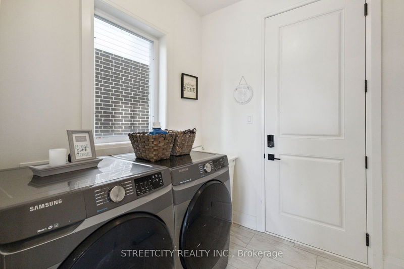 1383 Medway Park Dr E London, N6G 0Z6 | Image 20