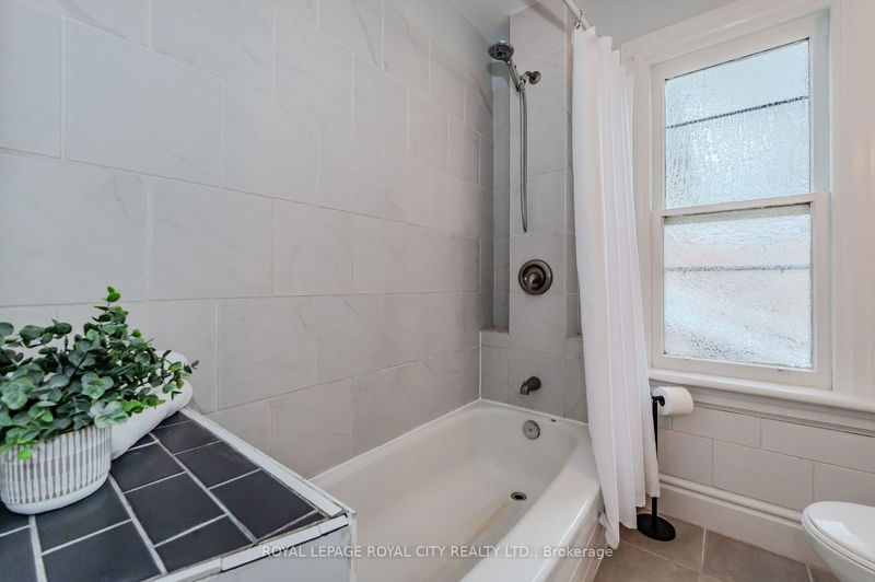 108 Harris St  Guelph, N1E 5T1 | Image 25