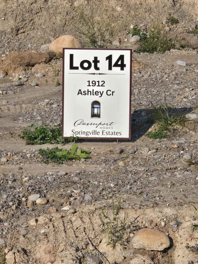 1912 Ashley Crescent