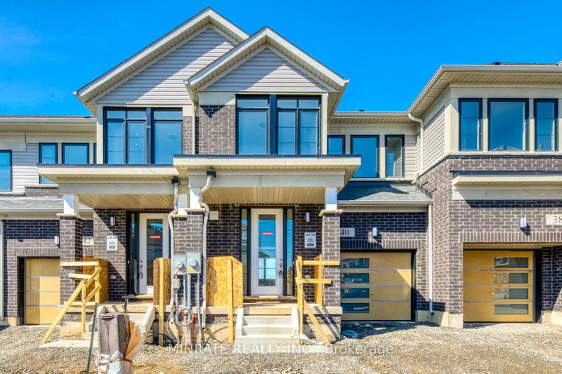 home for lease on 40 Freedom Crescent