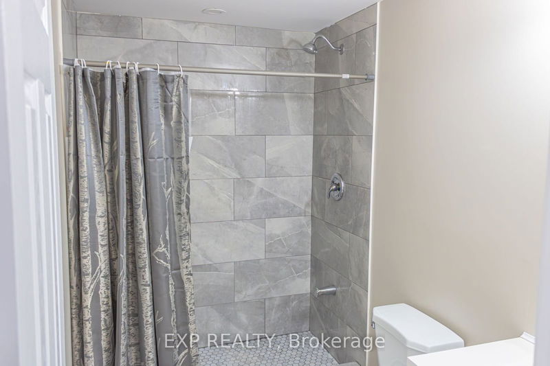 20 Curzon Cres  Guelph, N1K 1Z9 | Image 32