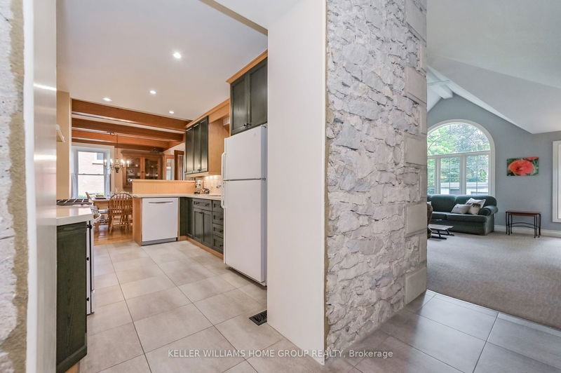 380 Garafraxa St W Centre Wellington, N1M 1C7 | Image 15