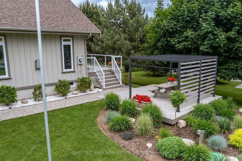 43 Smiths Bay Ave  Prince Edward County, K0K 2T0 | Image 5