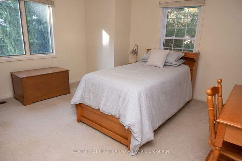 244 Appin Rd  Southwest Middlesex, N0L 1M0 | Image 17