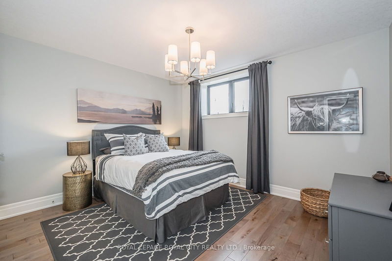 11 HARTFIELD Dr  Guelph/Eramosa, N1H 6J2 | Image 29