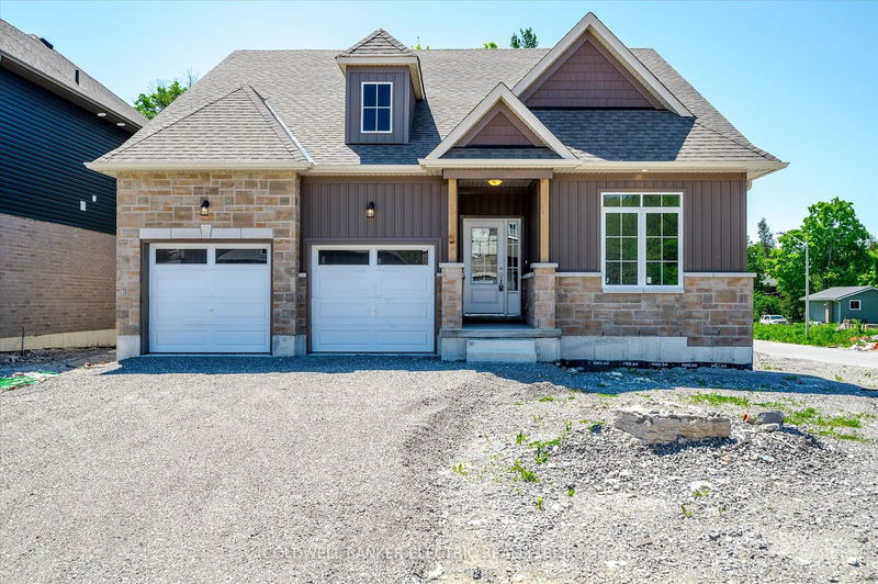 3 Hillcroft Way  Kawartha Lakes, K0M 1A0 | Image 2