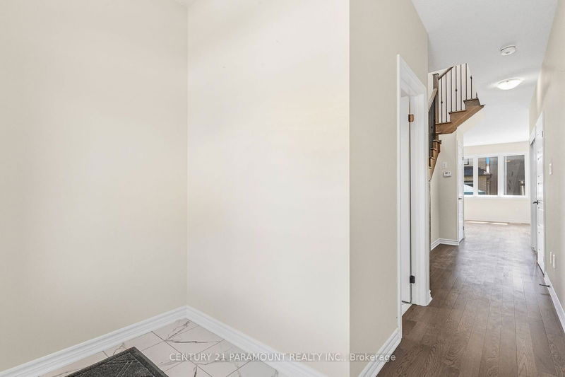 75 Downriver Dr E Welland, L3B 0M4 | Image 3