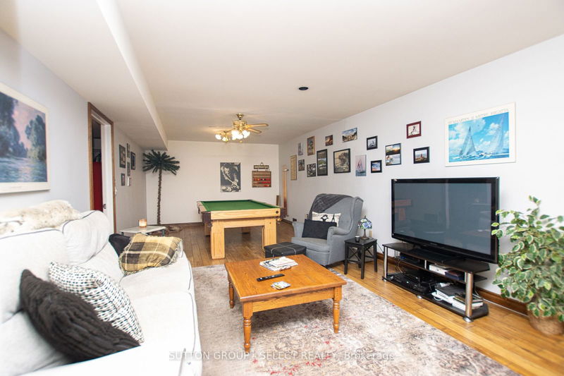 39 Ski Valley Cres  London, N6K 3H2 | Image 9