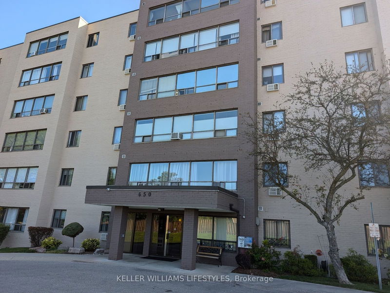 home for lease on 110-650 Cheapside Street