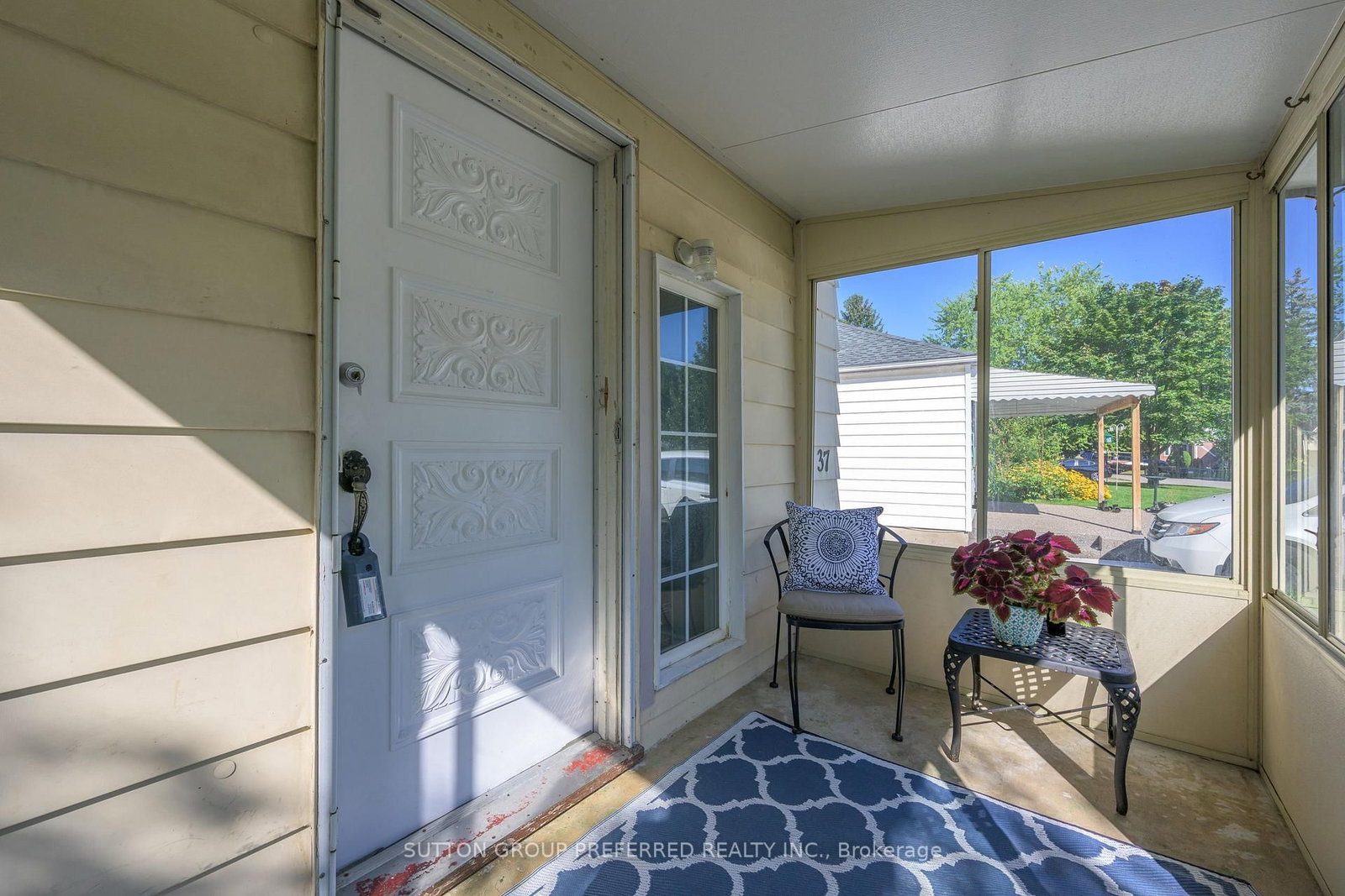 Listing Image 7