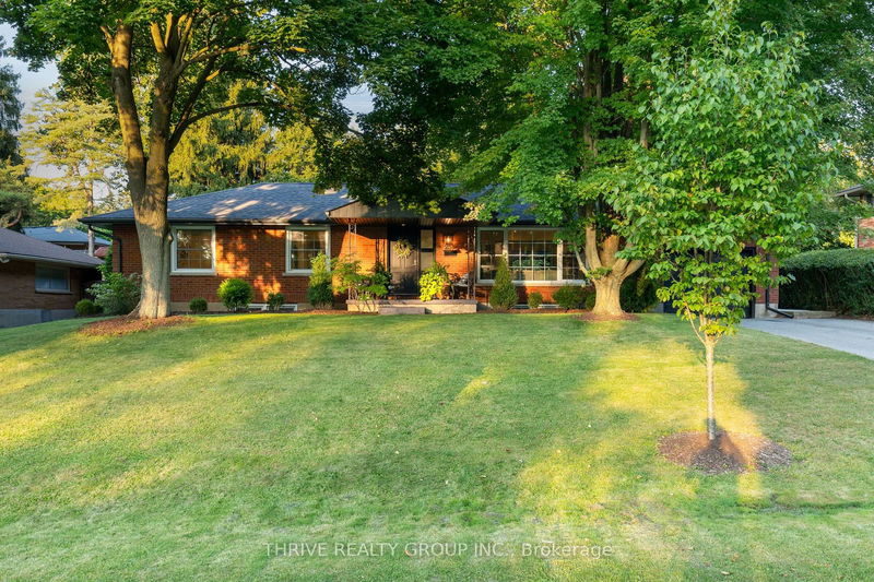 home for sale on 25 Rollingwood Circle