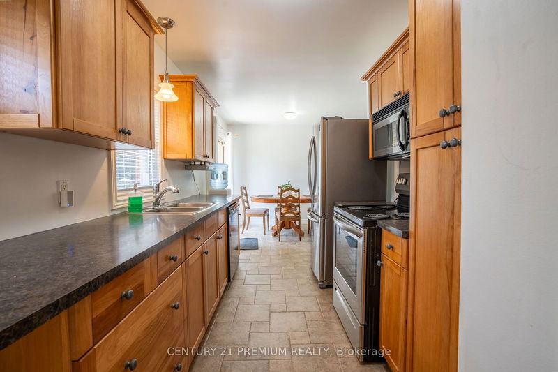 274 Tweedsmuir Ave E Chatham-Kent, N7M 4A4 | Image 3