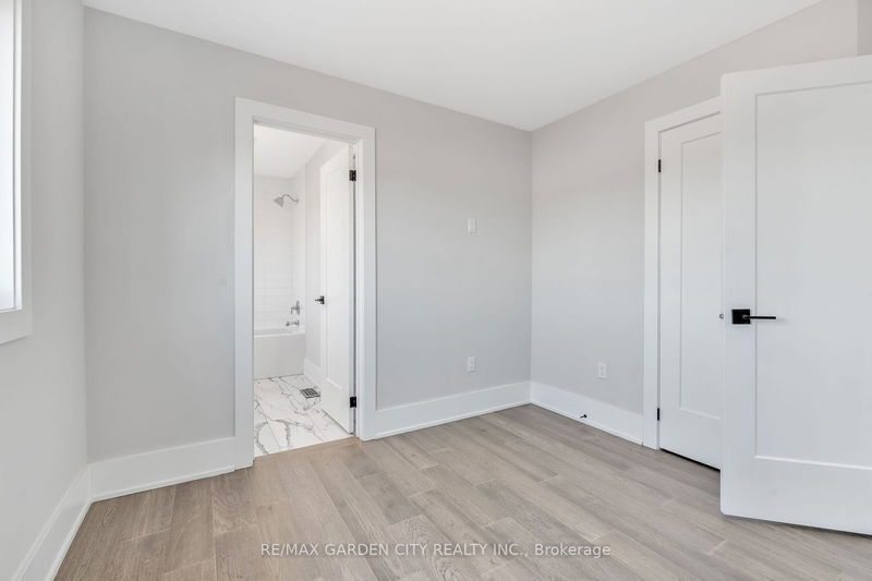 86 Beland Ave N Hamilton, L8H 6L1 | Image 25