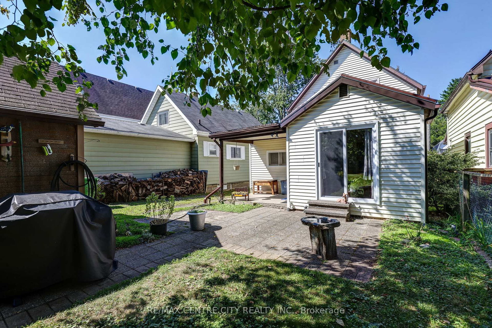 Listing Image 7