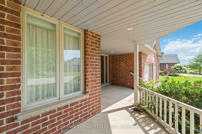 123 MACNAB St, Lambton Shores - Forest image-0-2