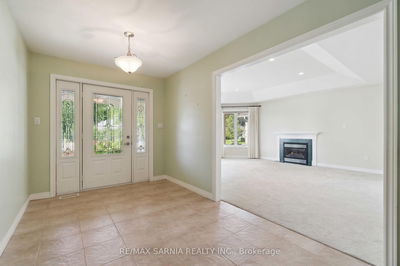 123 MACNAB St, Lambton Shores - Forest image-0-3