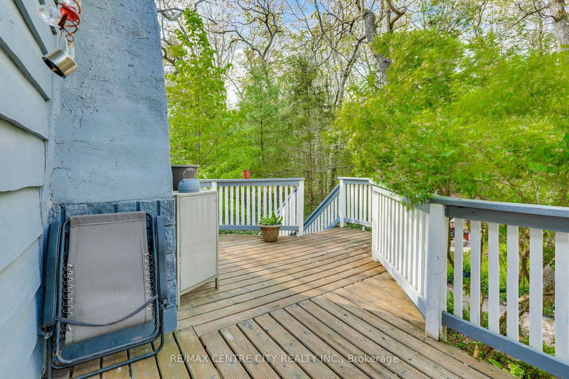 10161 Andrea St  Lambton Shores, N0M 2L0 | Image 33